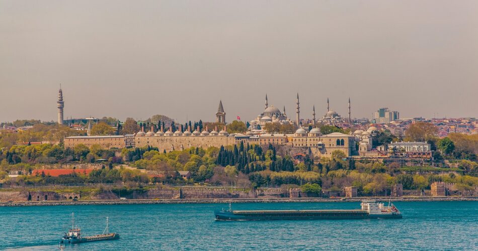 Tarihi Öğrenmek İçin  Hem Okuyalım Hem Gezelim